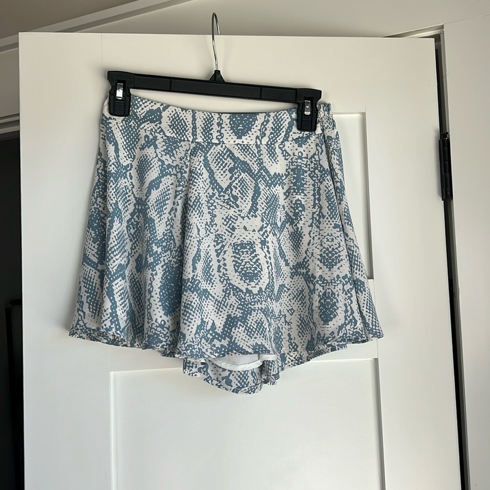 Blue and cream flowy shorts
